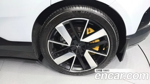 Polestar Polestar 4 — Фото автомобиля 16