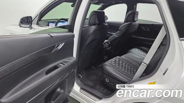 Genesis GV80 — Фото автомобиля 11