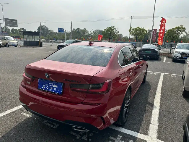 BMW 3 Series — Фото автомобиля 6