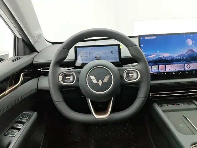 Wuling Starlight — Фото автомобиля 15