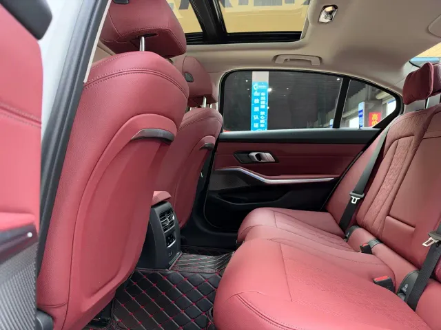 BMW 3 Series — Фото автомобиля 15