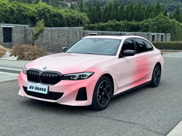 Фотография автомобиля — BMW i3