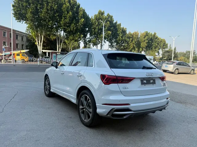Audi Q3 — Фото автомобиля 7