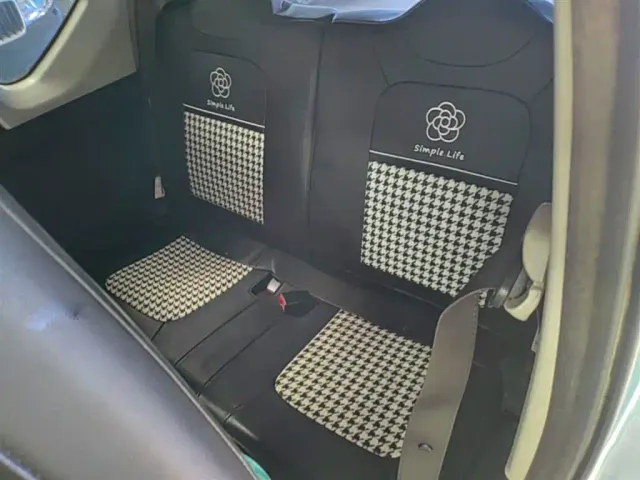 Wuling Hongguang Mini EV — Фото автомобиля 16