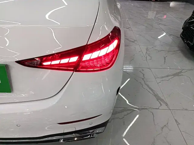 Mercedes-Benz C-Class — Фото автомобиля 7