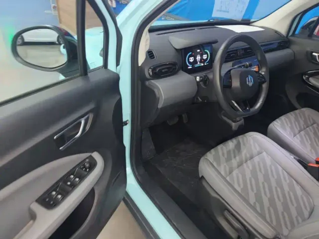 Leapmotor T03 — Фото автомобиля 15
