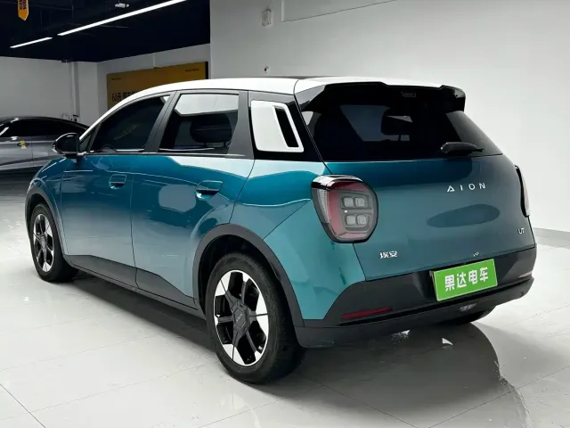 GAC Aion UT — Фото автомобиля 7