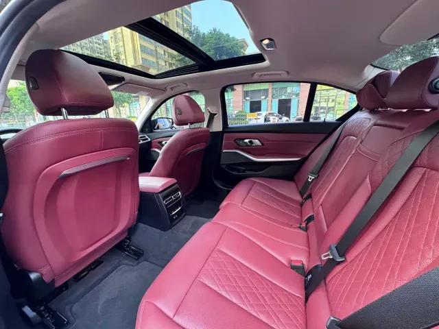 BMW 3 Series — Фото автомобиля 11