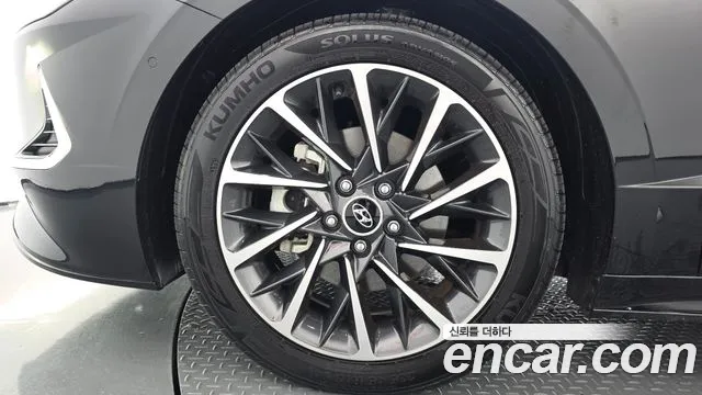 Hyundai Sonata — Фото автомобиля 5