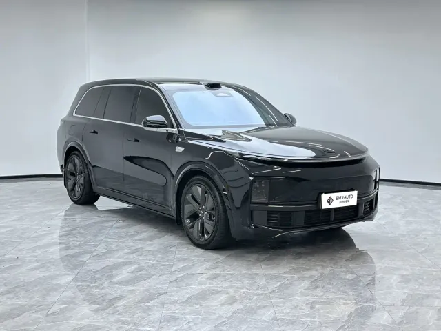 Li Auto L9 — Фото автомобиля 2