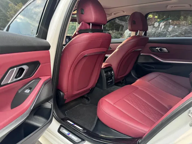 BMW 3 Series — Фото автомобиля 10