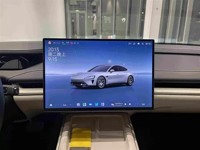 Xiaomi SU7 — Фото автомобиля 13
