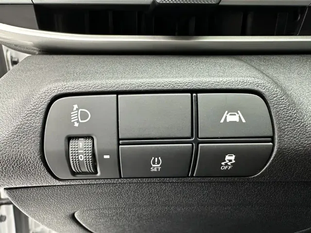 Hyundai Elantra — Фото автомобиля 16