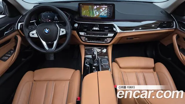 BMW 5-Series — Фото автомобиля 7