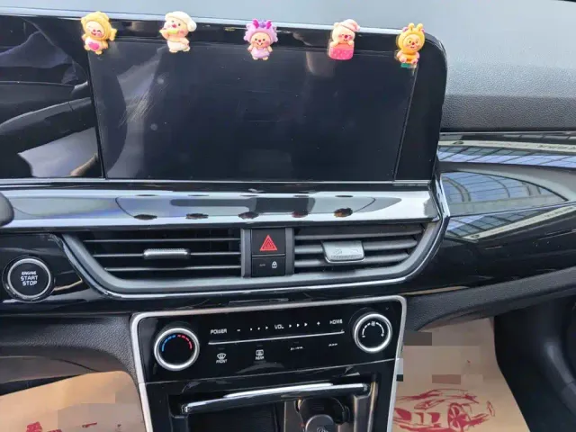Kia Seltos — Фото автомобиля 13