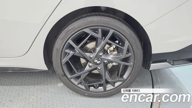 Hyundai Avante CN7 — Фото автомобиля 6