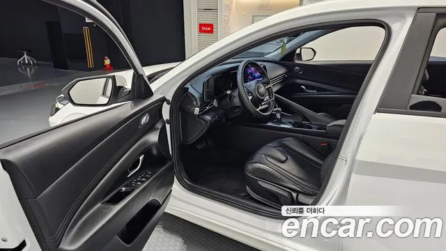 Hyundai Avante CN7 — Фото автомобиля 15