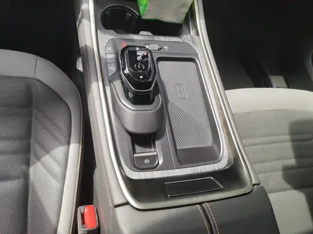 Ford Edge — Фото автомобиля 16