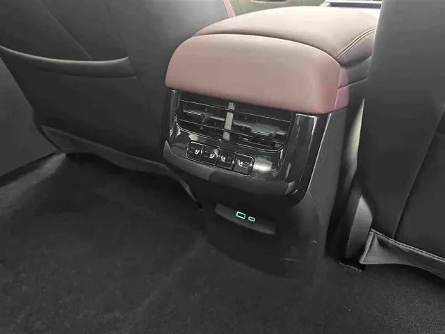 BYD Seal 07 DM-i — Фото автомобиля 22