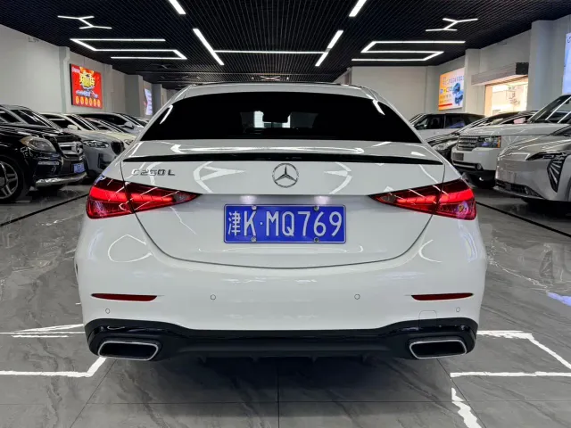 Mercedes-Benz C-Class — Фото автомобиля 6