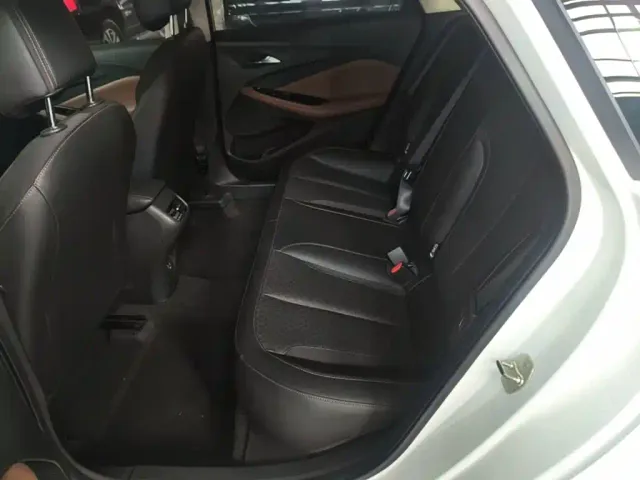 Buick Verano — Фото автомобиля 16