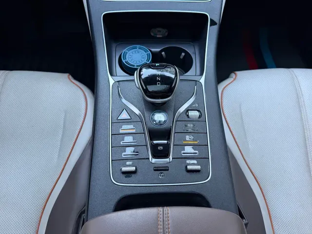 BYD Qin PLUS — Фото автомобиля 12