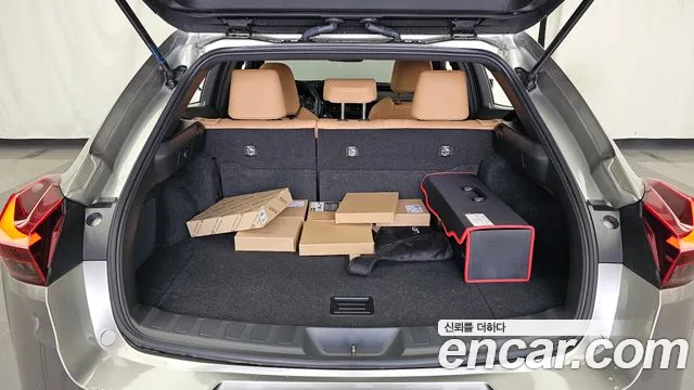 Lexus UX — Фото автомобиля 19