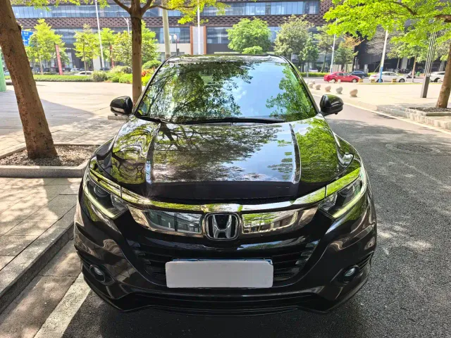 Honda Vezel — Фото автомобиля 2
