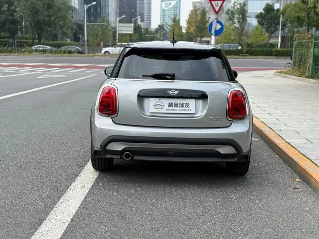 MINI Hatch — Фото автомобиля 5