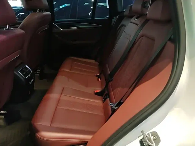 BMW X3 — Фото автомобиля 16