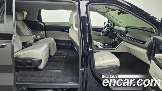 Kia Carnival 4th Gen — Фото автомобиля 17