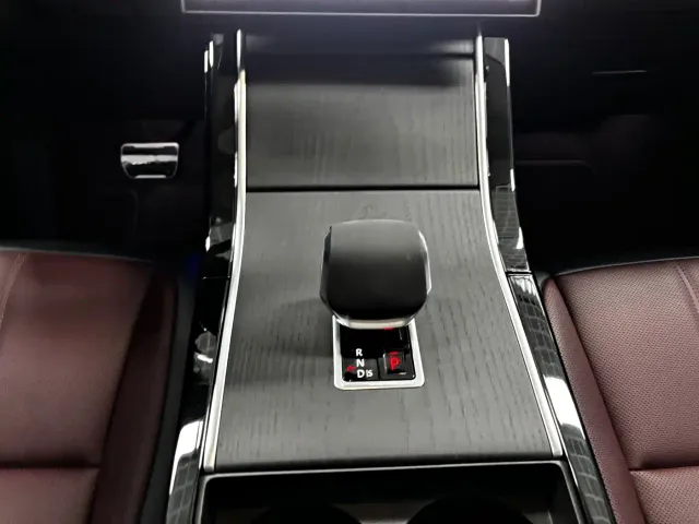 Land Rover Range Rover Evoque — Фото автомобиля 18