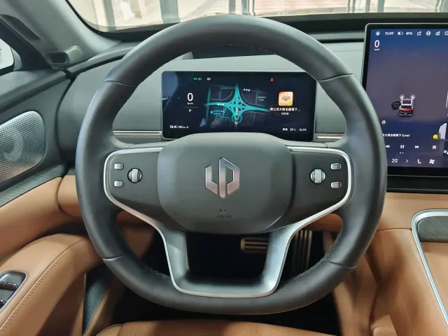 Leapmotor D Series — Фото автомобиля 9
