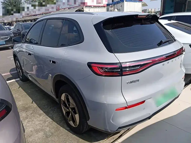 Geely Galaxy E5 — Фото автомобиля 4