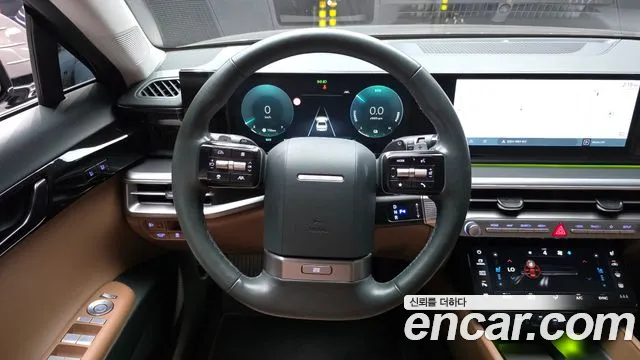Hyundai Grandeur GN7 — Фото автомобиля 19