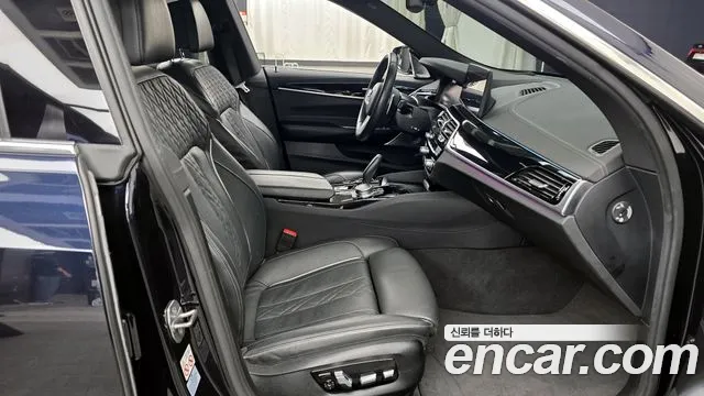 BMW Gran Turismo — Фото автомобиля 11