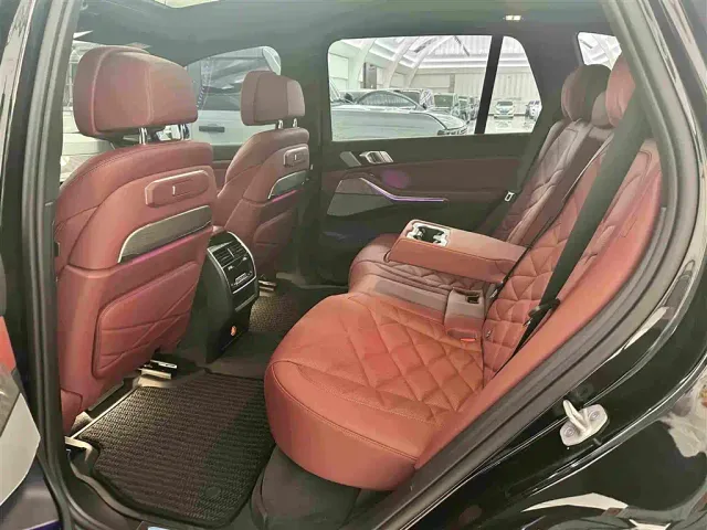 BMW X5 — Фото автомобиля 13