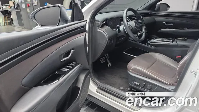 Hyundai Tucson Tucson (NX4) Дизель 2.0 2WD — Фото автомобиля 10