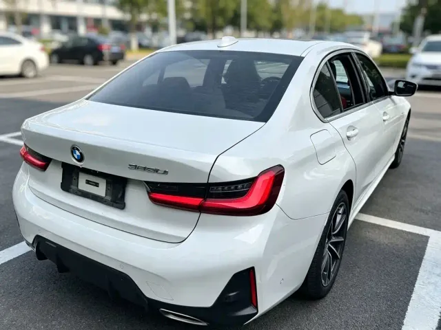 BMW 3 Series — Фото автомобиля 6