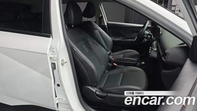 Hyundai Kona Kona (SX2) Бензин 1.6 турбо 2WD — Фото автомобиля 11