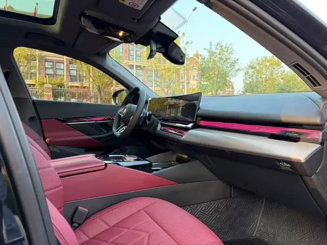 BMW 5 Series — Фото автомобиля 15
