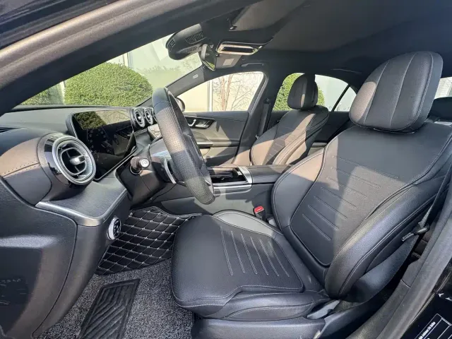 Mercedes-Benz C-Class — Фото автомобиля 14