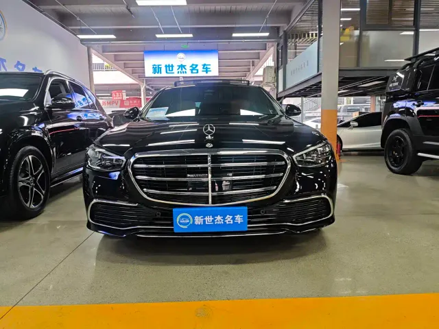 Mercedes-Benz S-Class — Фото автомобиля 2