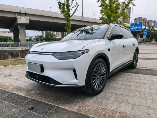 Фотография автомобиля — Leapmotor C11
