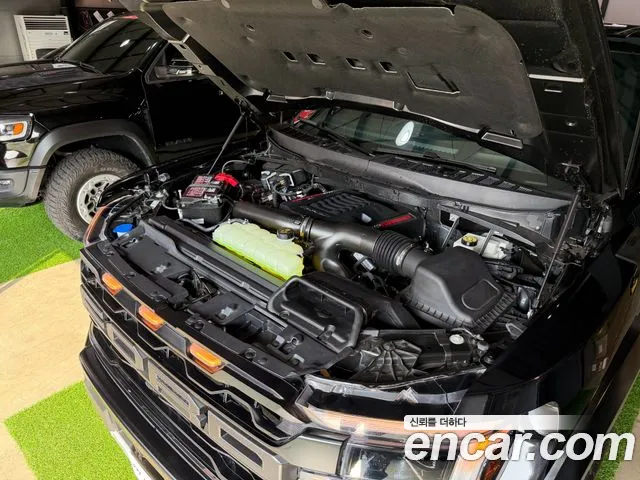 Ford F150 — Фото автомобиля 6