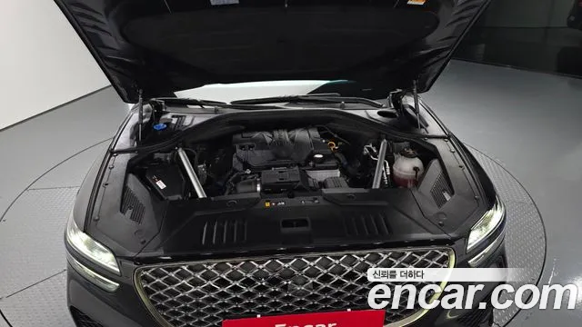 Genesis GV70 2.5T Бензин AWD — Фото автомобиля 6
