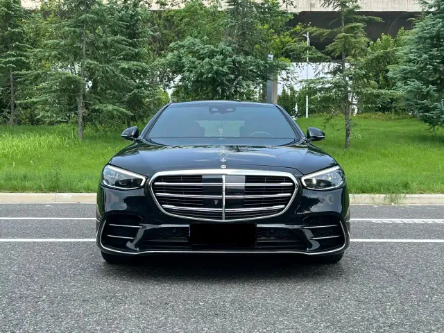 Mercedes-Benz S-Class — Фото автомобиля 2