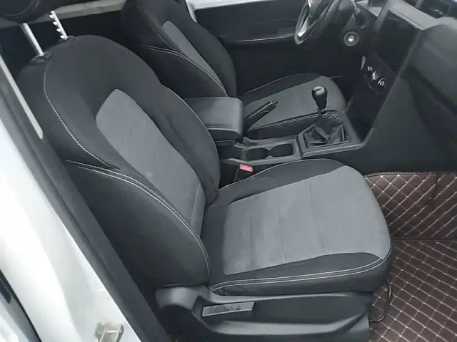 Wuling Zhengcheng — Фото автомобиля 24