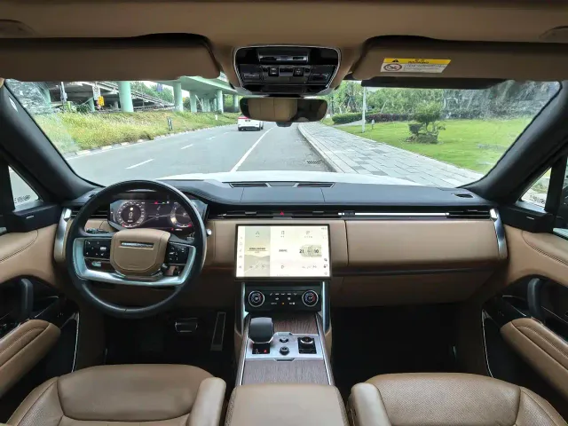 Land Rover Range Rover — Фото автомобиля 3