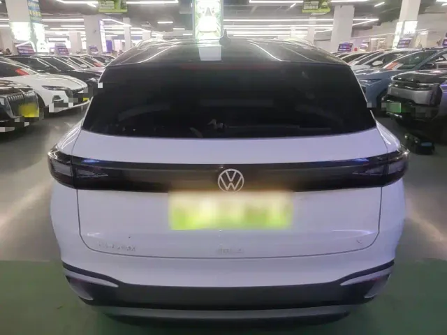 Volkswagen ID.4 X — Фото автомобиля 5